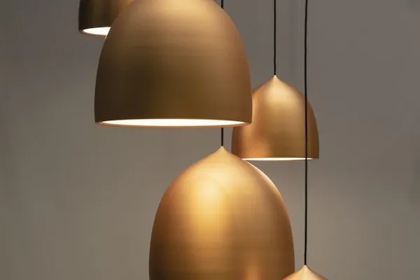 Lighting fixtures